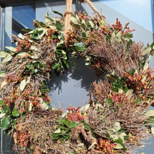 Krans met Limonium Tijm en Steeneik
