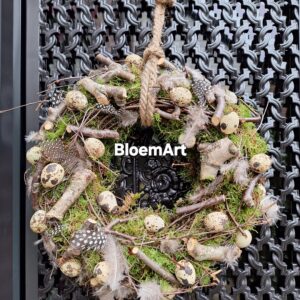 Deurkrans met eitjes takjes en veertjes ook als DIY pakket te krijgen