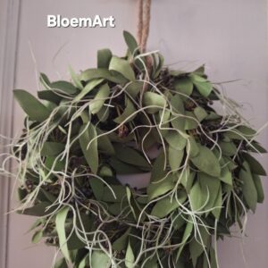 Eucalyptus Viburnumbes Tillandsia Groenkrans ca 30 cm